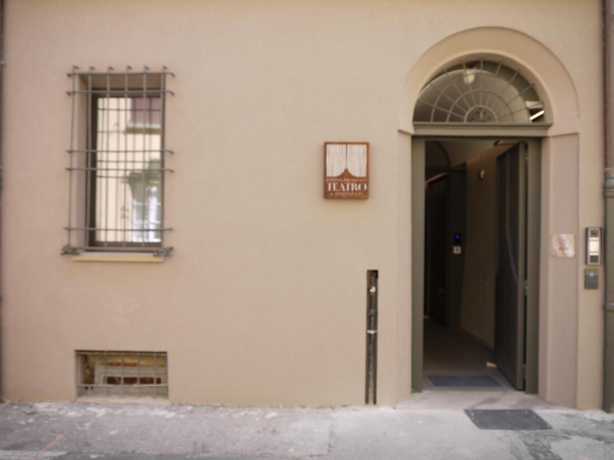 Rb Del Teatro&Apartaments Imola Eksteriør bilde