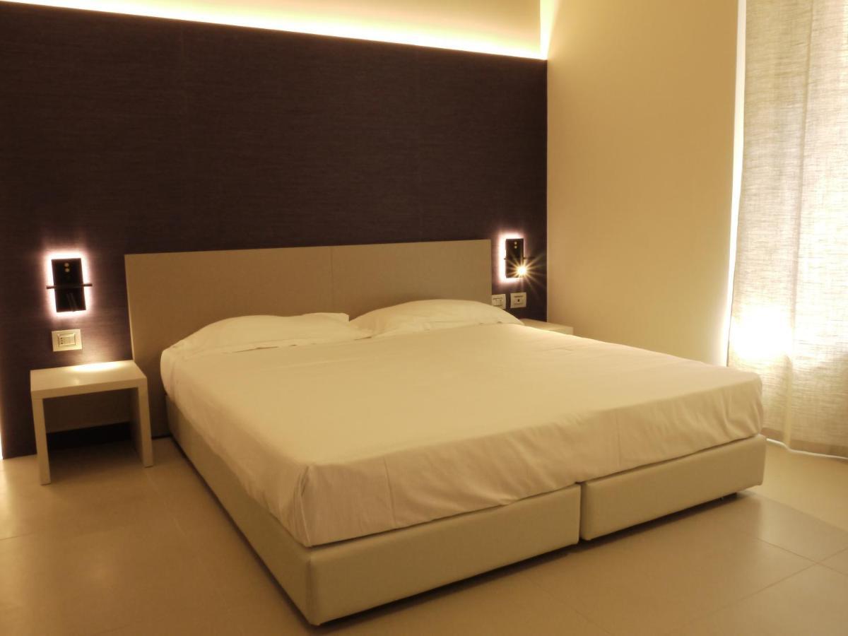 Rb Del Teatro&Apartaments Imola Eksteriør bilde