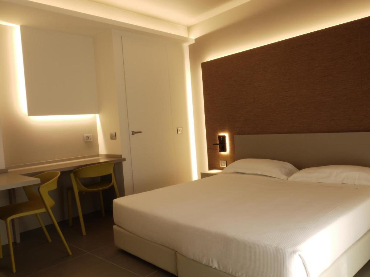 Rb Del Teatro&Apartaments Imola Eksteriør bilde