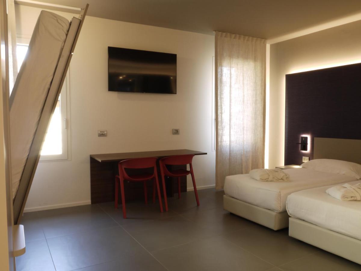 Rb Del Teatro&Apartaments Imola Eksteriør bilde