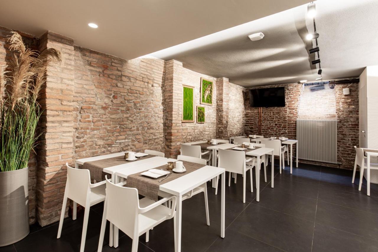 Rb Del Teatro&Apartaments Imola Eksteriør bilde